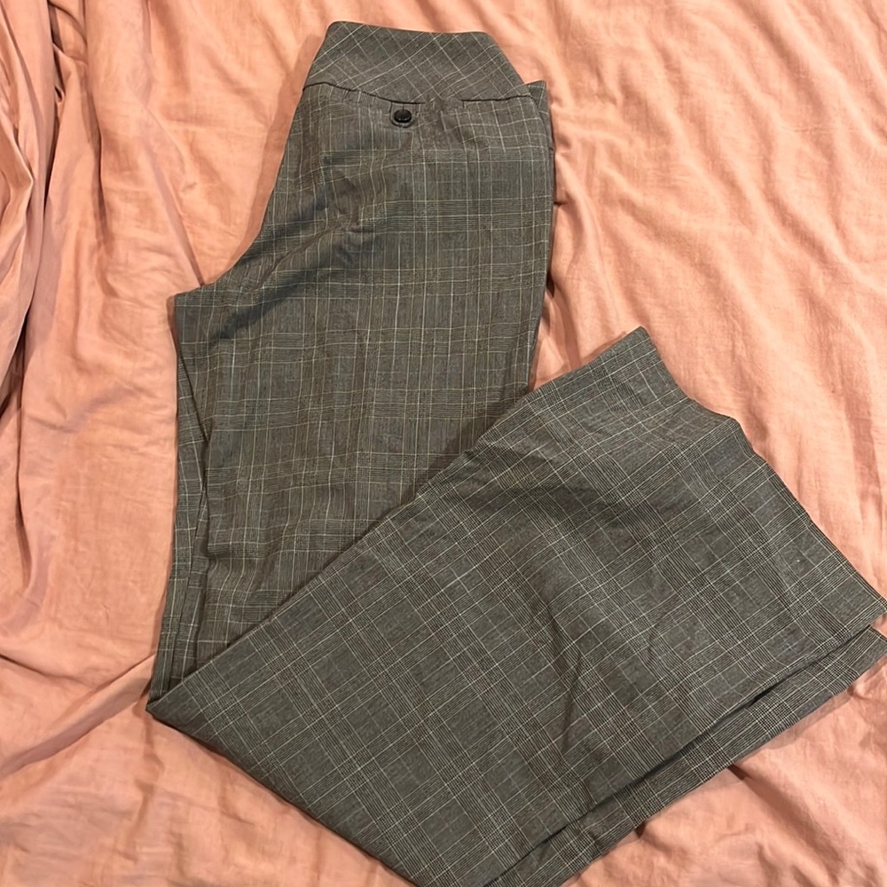 Women’s Express Publicist plaid dress pant size 6